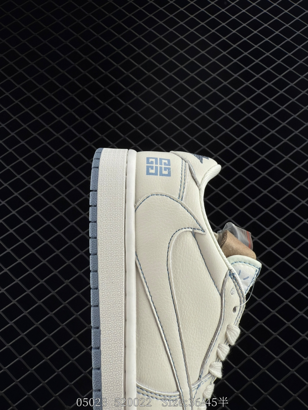 Travis Scott x Air Jordan 1 ” Reverse Mocha “